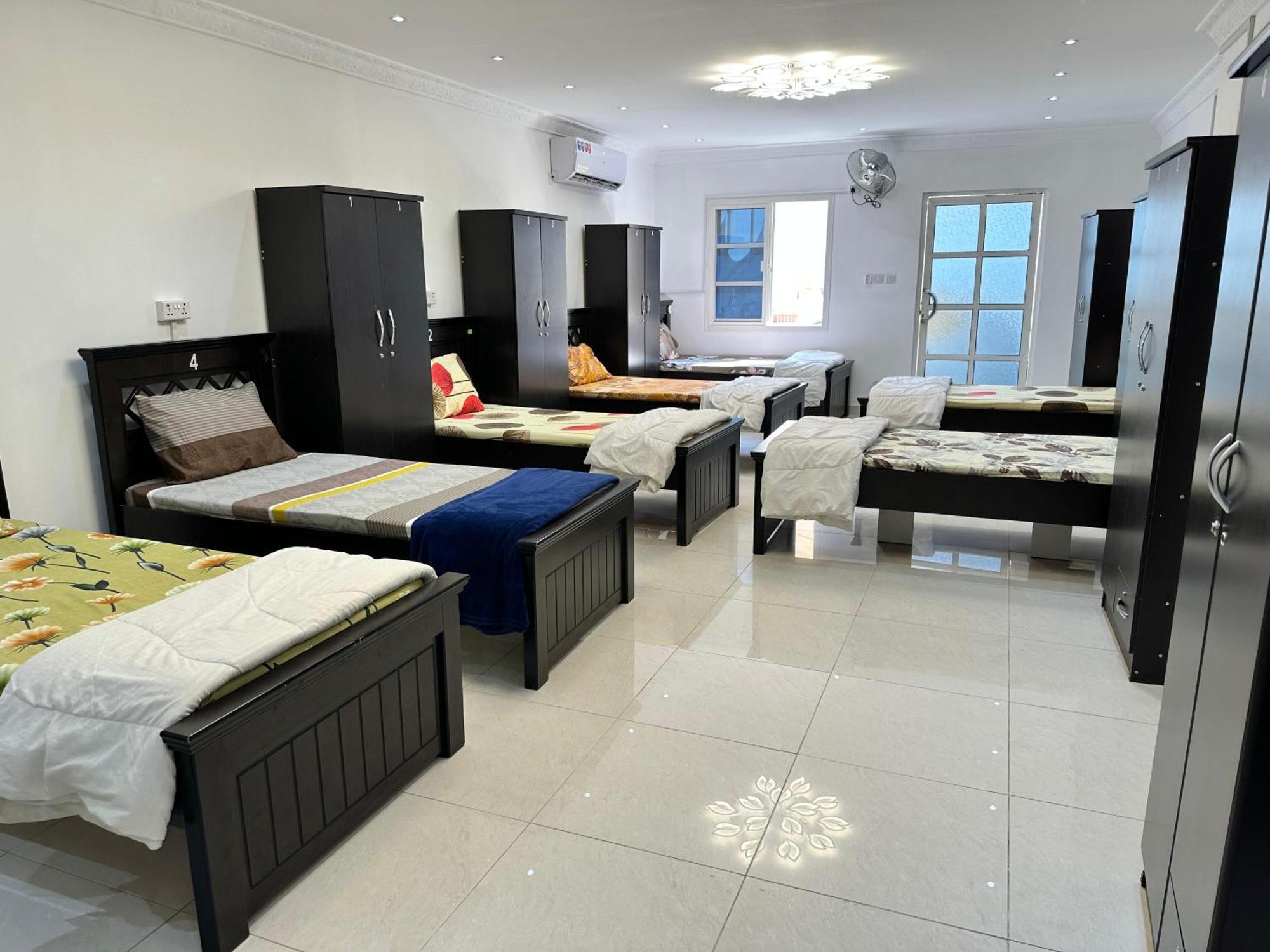 International Abu Dhabi Hostel Exterior foto